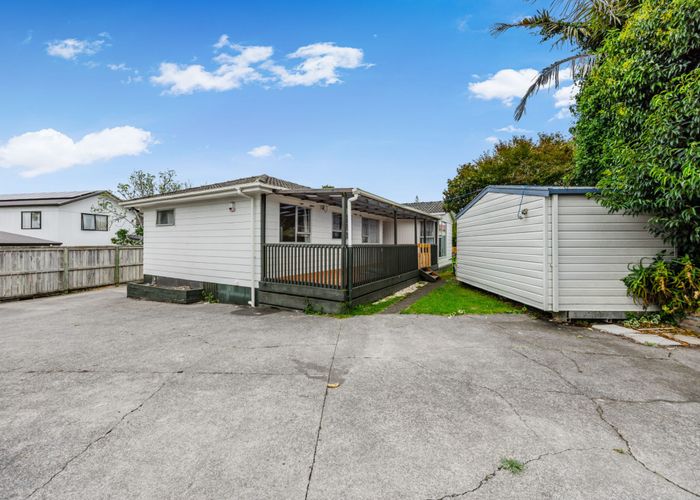  at 15 Bedlington Avenue, Manurewa, Manukau City, Auckland