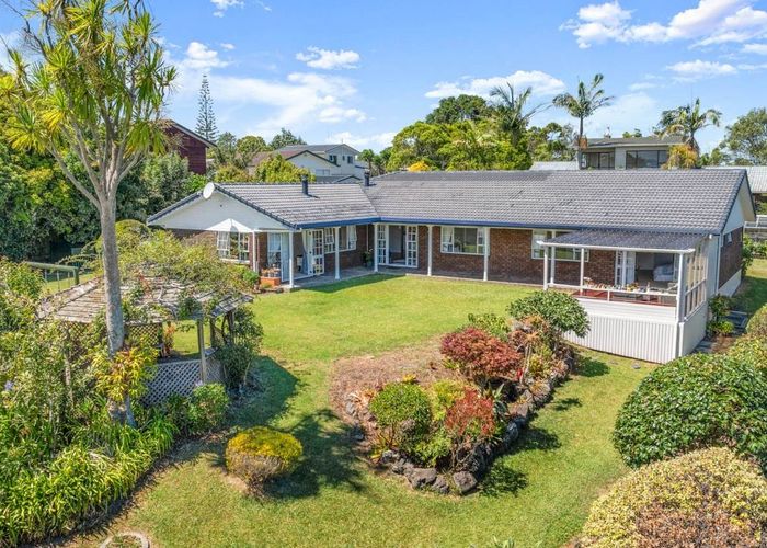  at 139 Golf Road, Titirangi, Auckland