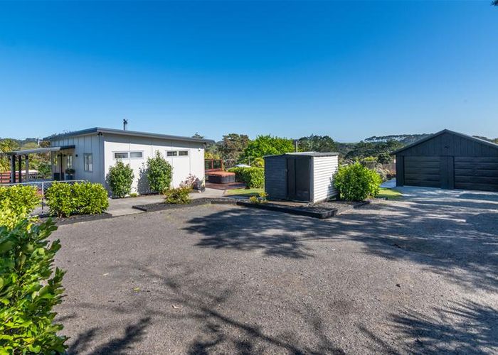  at 31 Mcentee Road, Waitakere, Auckland