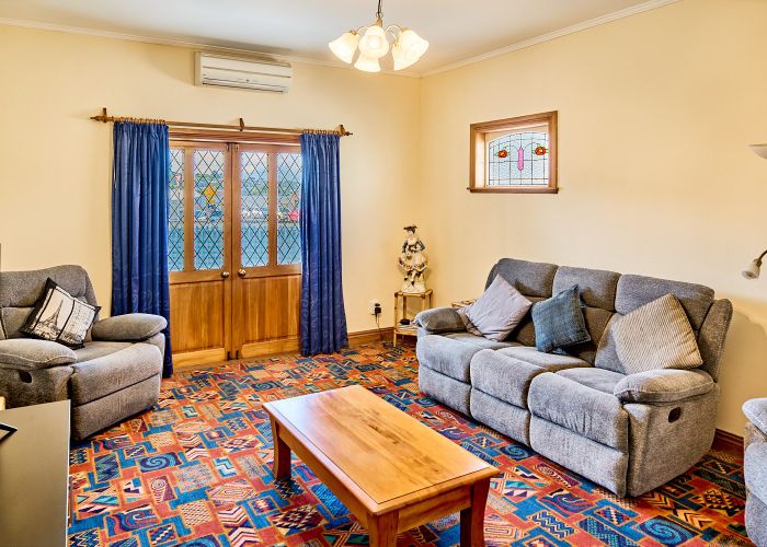  at 222 Coutts Street, Rongotai, Wellington