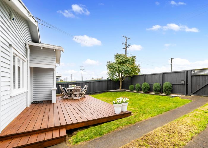  at 17 Hokonui Road, Otahuhu, Auckland