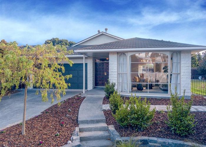  at 22 Dunrobin Place, Avonhead, Christchurch