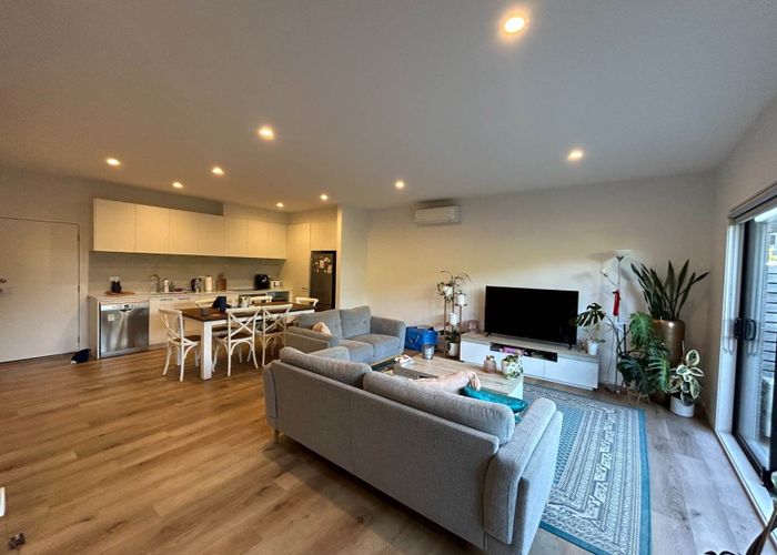  at 9 Verdant Lane, Mount Wellington, Auckland City, Auckland