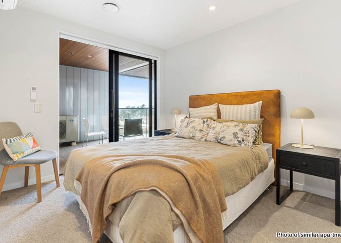  at 210/4 Bute Road, Browns Bay, North Shore City, Auckland