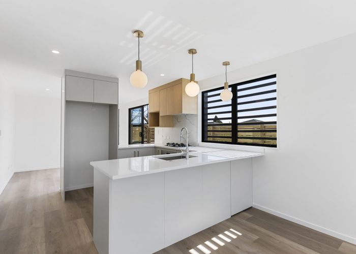  at 33 Karikari Crescent, Takanini, Papakura, Auckland