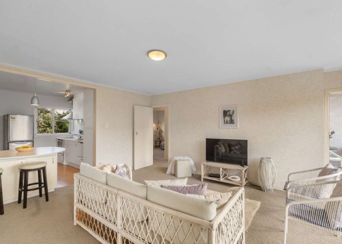  at 2/68 Atkin Avenue, Mission Bay, Auckland