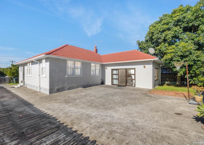  at 9 Coral Crescent, Panmure, Auckland City, Auckland