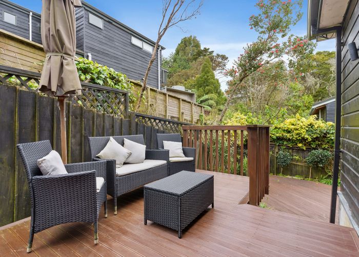  at 2/63 Raleigh Road, Northcote, Auckland