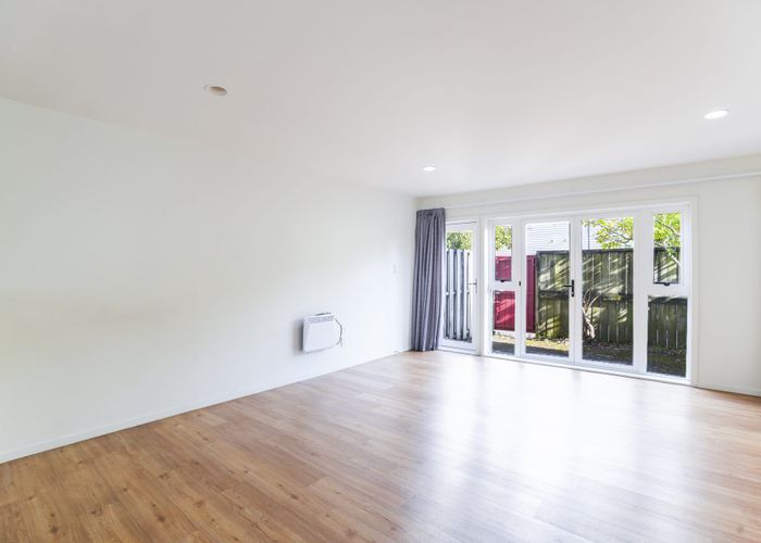  at 15/99 Mays Road, Te Papapa, Auckland