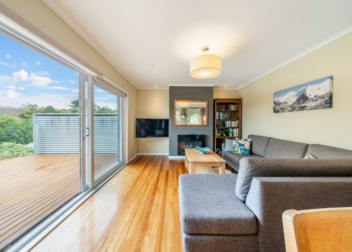  at 35 Poto Road, Normandale, Lower Hutt, Wellington