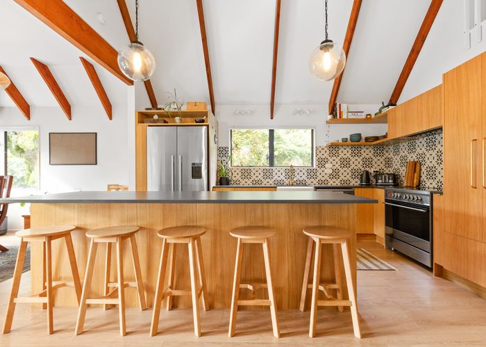  at 39 Vicarage Road, Puketapu
