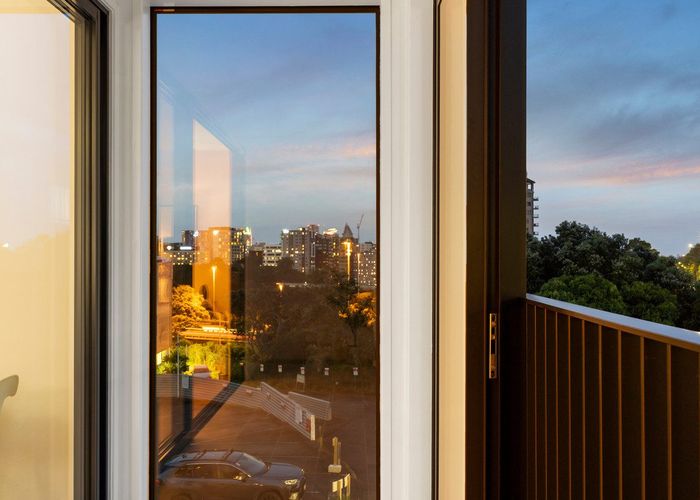  at 7/3 Madeira Lane, Grafton, Auckland City, Auckland