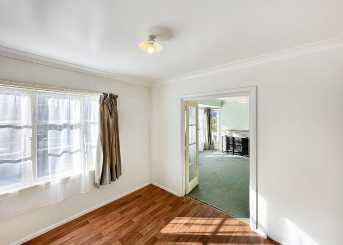  at 8A Bledisloe Crescent, Wainuiomata, Lower Hutt, Wellington