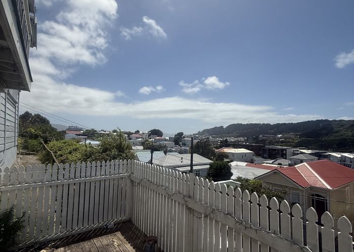  at 122b Wallace Street, Mount Cook, Wellington, Wellington