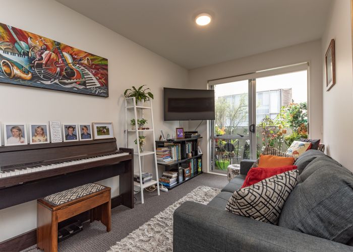  at 116/287 Onehunga Mall, Onehunga, Auckland