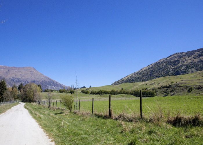  at 122 Morven Ferry Road, Arrow Junction, Queenstown-Lakes, Otago