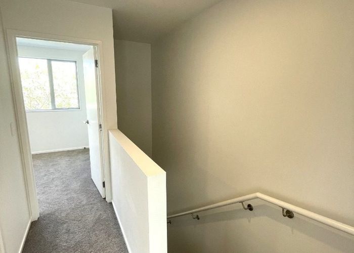  at 11/3 Matuhi Rise, Henderson, Waitakere City, Auckland