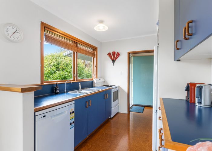  at 16 Aplin Place, Birkdale, Auckland