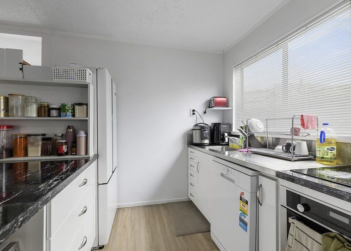  at 2/13 Japonica Crescent, Ranui Heights, Porirua, Wellington