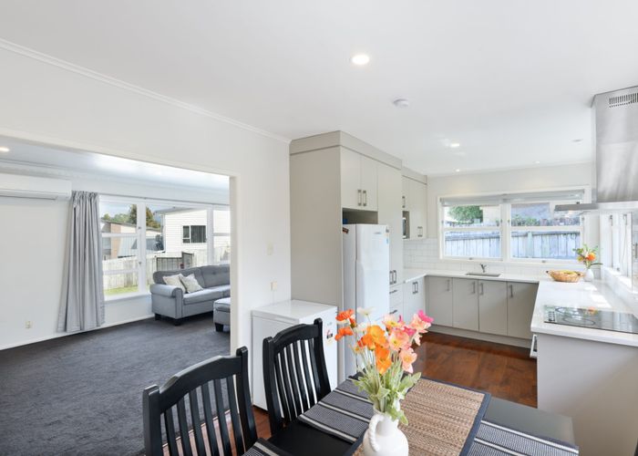  at 37 Awaroa Road, Sunnyvale, Auckland