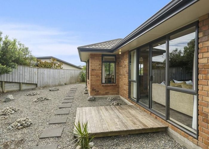  at 22 Aotea Drive, Aotea, Porirua