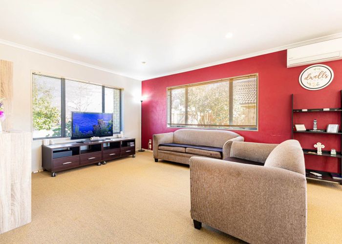  at 15 Chapletown Drive, East Tamaki, Auckland