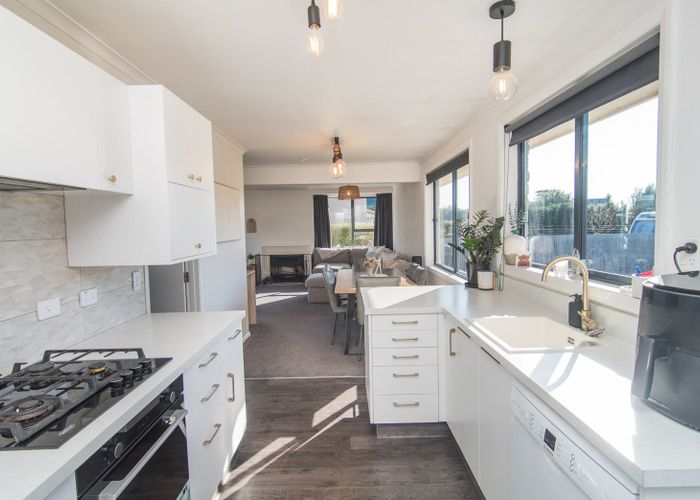  at 10 Studholme Street, Temuka
