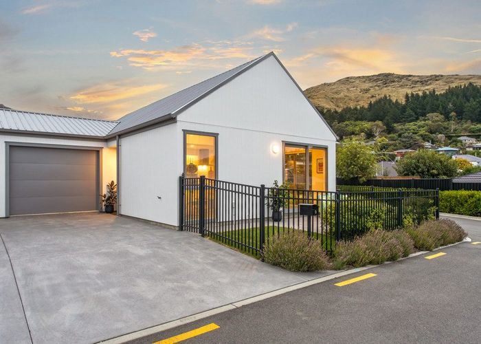  at 9 Stead Lane, Heathcote, Christchurch City, Canterbury