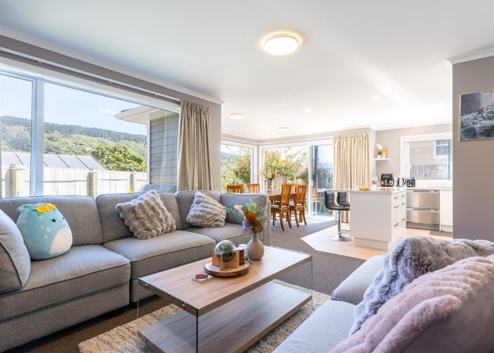  at 10 Larsen Crescent, Tawa, Wellington, Wellington