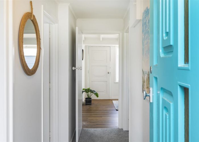  at 42 Featherstone Avenue, Kairaki
