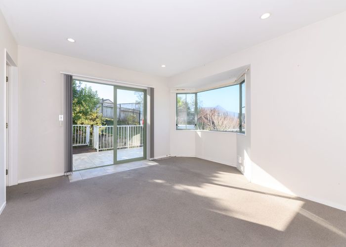  at 1 Highgrove Lane, Totara Vale, North Shore City, Auckland