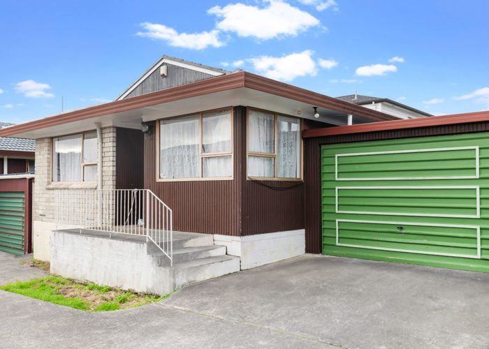  at 2/1 Halsey Road, Manurewa, Auckland