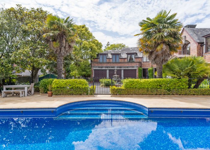  at 79 Shore Road, Remuera, Auckland