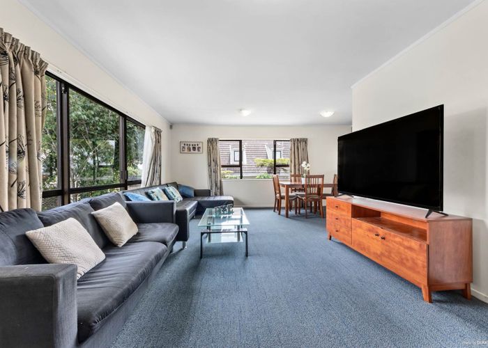  at 4/130 Boundary Road, Blockhouse Bay, Auckland