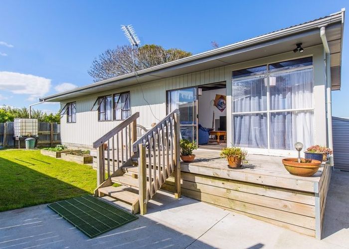  at 90 Alfriston Road, Manurewa East, Manukau City, Auckland