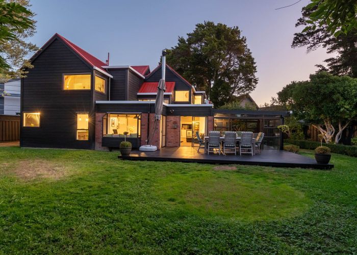  at 11 Johnswood Grove, Clouston Park, Upper Hutt, Wellington