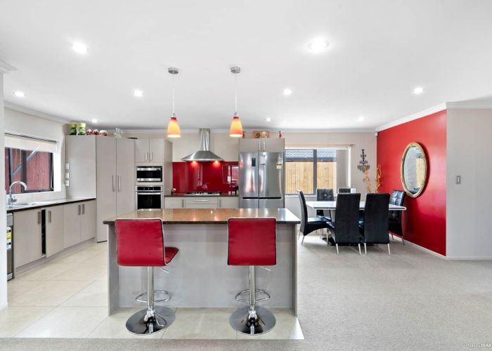  at 5A Dryden Avenue, Papatoetoe, Manukau City, Auckland