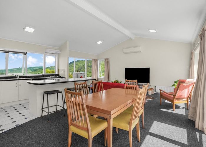  at 19 Vista Crescent, Brown Owl, Upper Hutt, Wellington