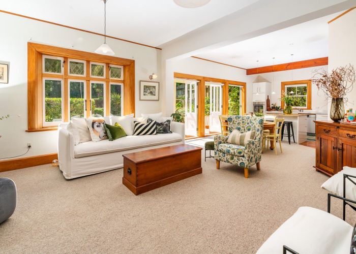  at 8 The Rigi and 2 Governor Road, Northland, Wellington, Wellington