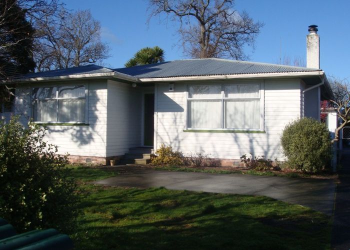  at 21 Te Kanawa Crescent, Henderson, Waitakere City, Auckland