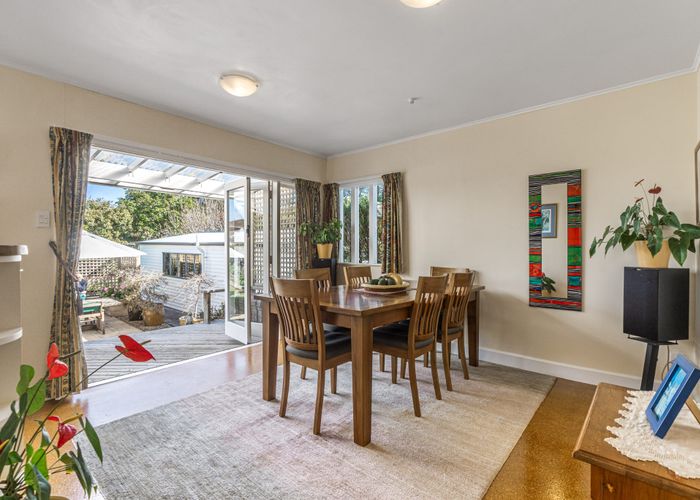  at 16 Taumata Road, Sandringham, Auckland