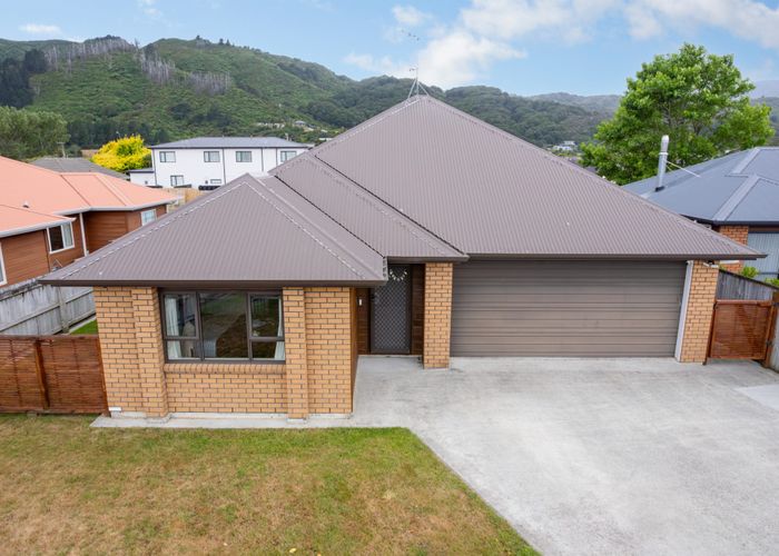 at 13 Woodland Grove, Wainuiomata, Lower Hutt