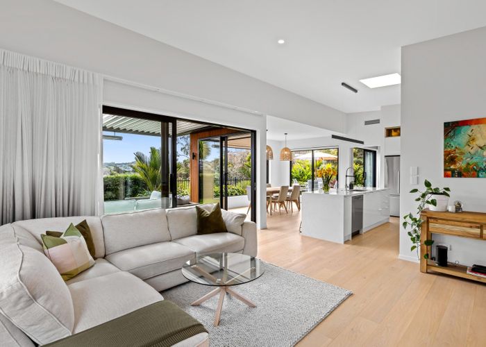  at 14 Odlin Lane, Red Beach, Whangaparāoa