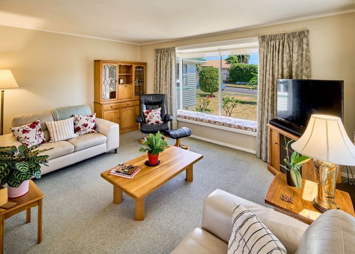  at 2A Argyle Grove, Trentham, Upper Hutt, Wellington