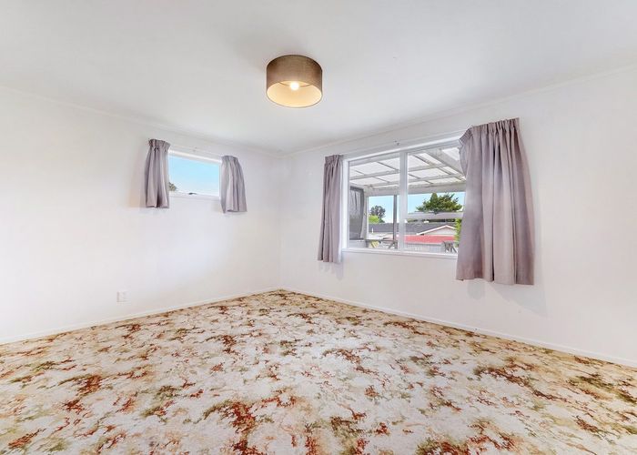  at 20 Smedley Street, Manurewa, Auckland
