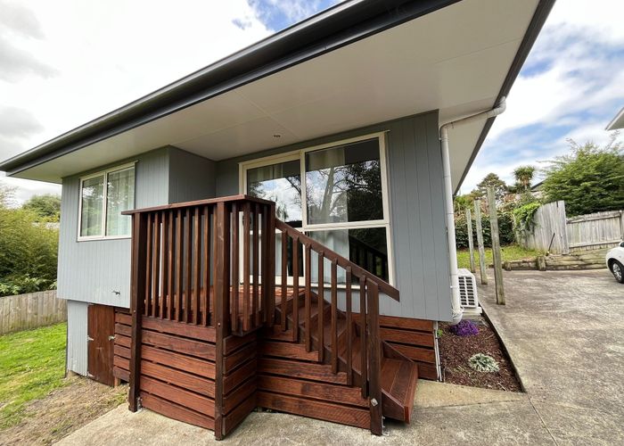  at 11A Hollinbrigg Avenue, Manurewa East, Manukau City, Auckland
