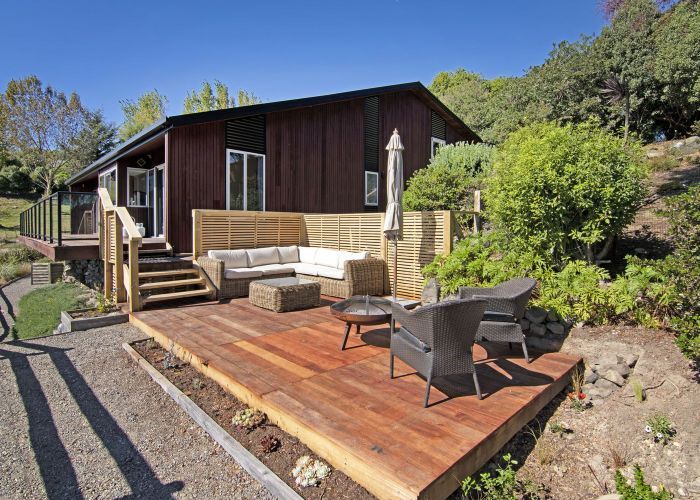  at 98 Totara View Road, Wakefield