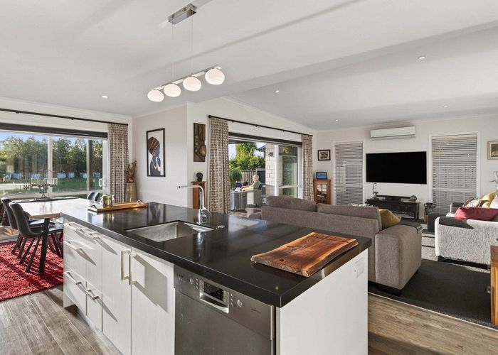  at 8 Celmisia Retreat, Papamoa Beach, Tauranga, Bay Of Plenty