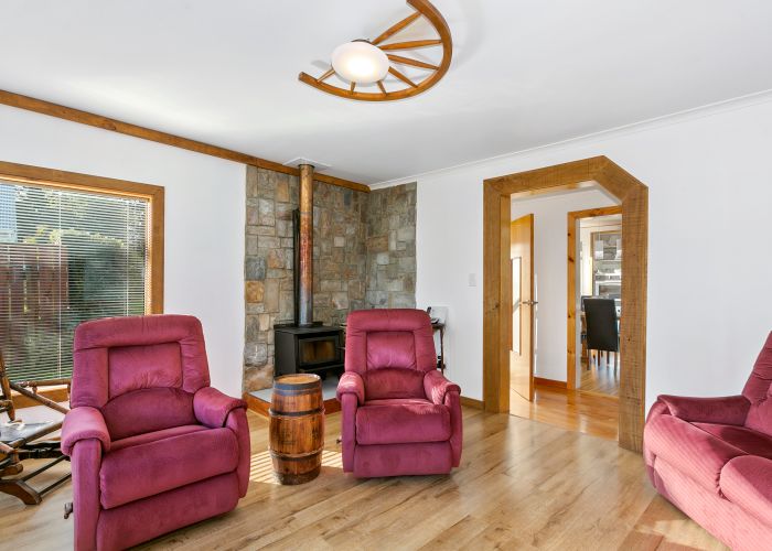  at 26 Porterfield Street, Macandrew Bay, Dunedin