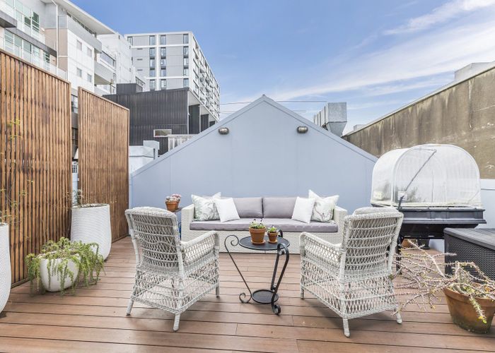  at 2/66 Ghuznee Street, Te Aro, Wellington, Wellington